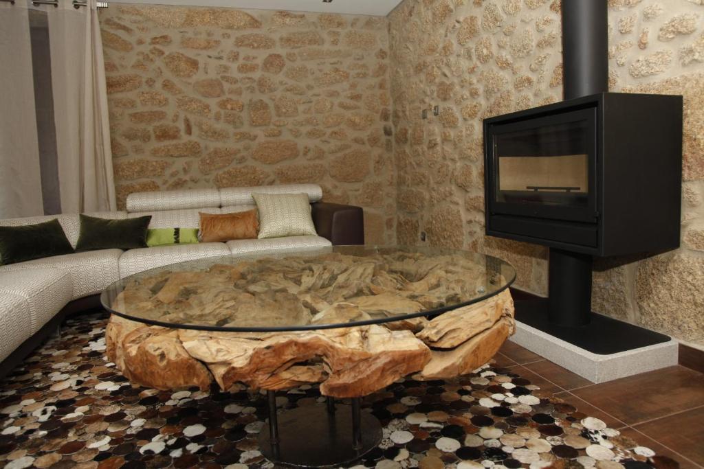 Casas Do Regato Guest House คาสเตโลแบรนโค ภายนอก รูปภาพ